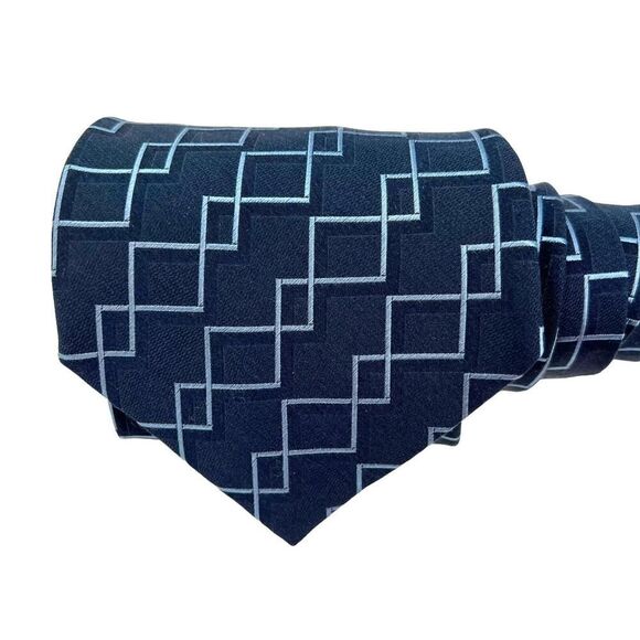 Allea Milano Men’s Necktie Geometric Navy Blue Squares 100% Silk 60”x4” Italy - Picture 1 of 9